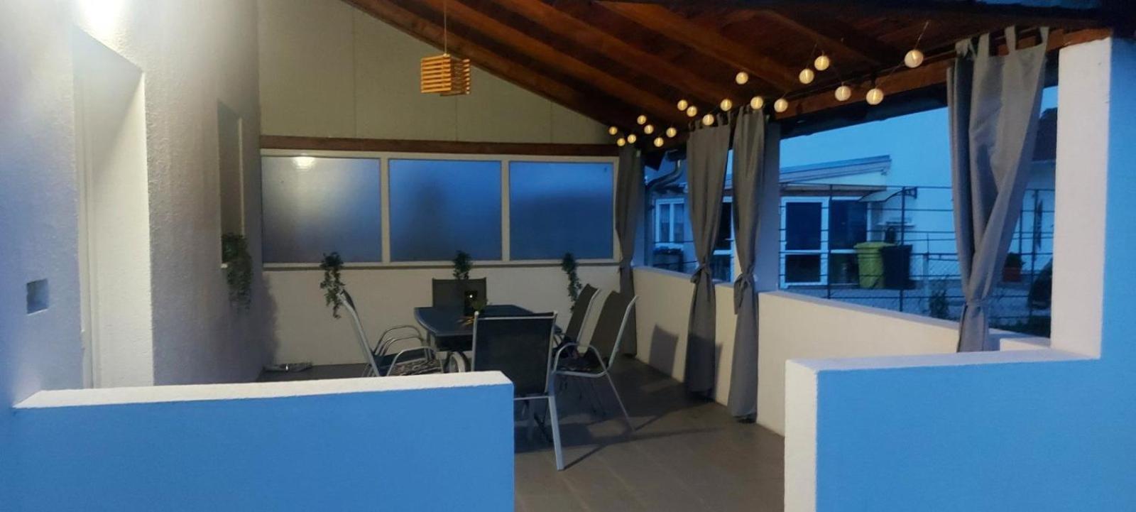 Kod Dide - Entry With Pin 0-24H Lejlighed Slavonski Brod Eksteriør billede